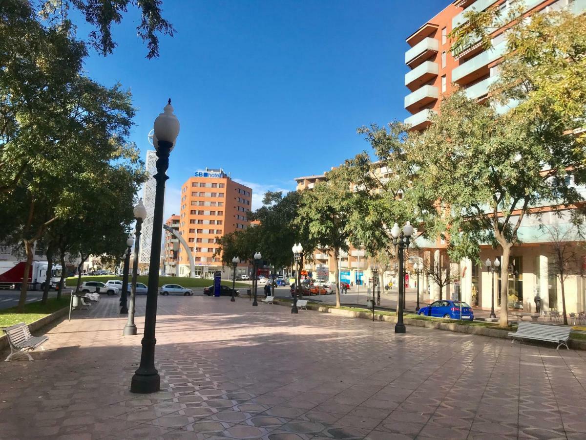 Apartment Rambla Tarragona Free Parking Extérieur photo